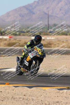 media/Oct-20-2024-CVMA (Sun) [[d4a3dff211]]/Race 3-Amateur Supersport Middleweight/